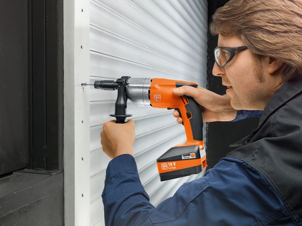 Дрель резьбонарезная аккумуляторная Fein AGWP 10 Select (71090162000)